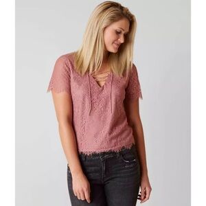 BKE Boutique Eyelash Lace Blouse M